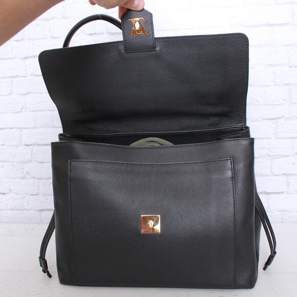 Louis Vuitton Lockme MM Handbag Black Taurillon Calfskin Leather Shoulder A4291 - Picture 9 of 11